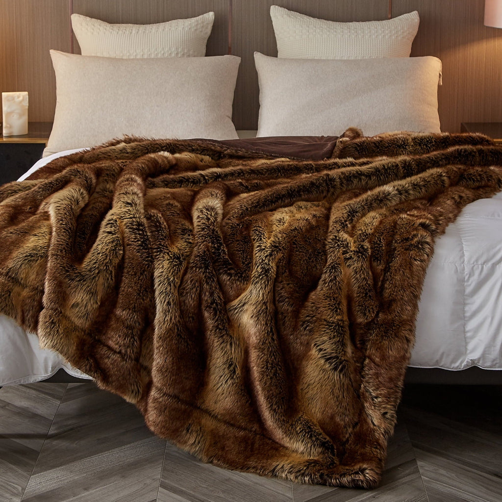 Super Soft Flannel Luxury Faux Fur Throw Blanket for Bed Super Thick Warm Long Fluff Fuzzy Blankets for Bedroom Living Room, 60" x 80", ... - Cozy Fleece Throw Blanket for Couch & Bed Detail
