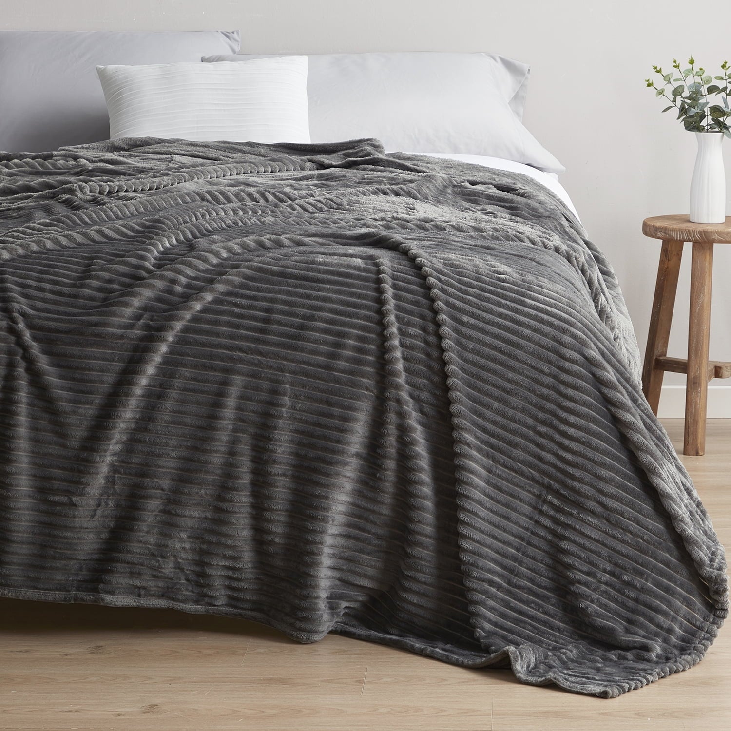 Reversible Sherpa Cut Plush Fleece Blanket, Soft Lightweight Fuzzy Luxury Throw Size Bed Blankets for Bed, Throw, Gray - Lightweight Plush Warm Blanket for All Seasons Detail