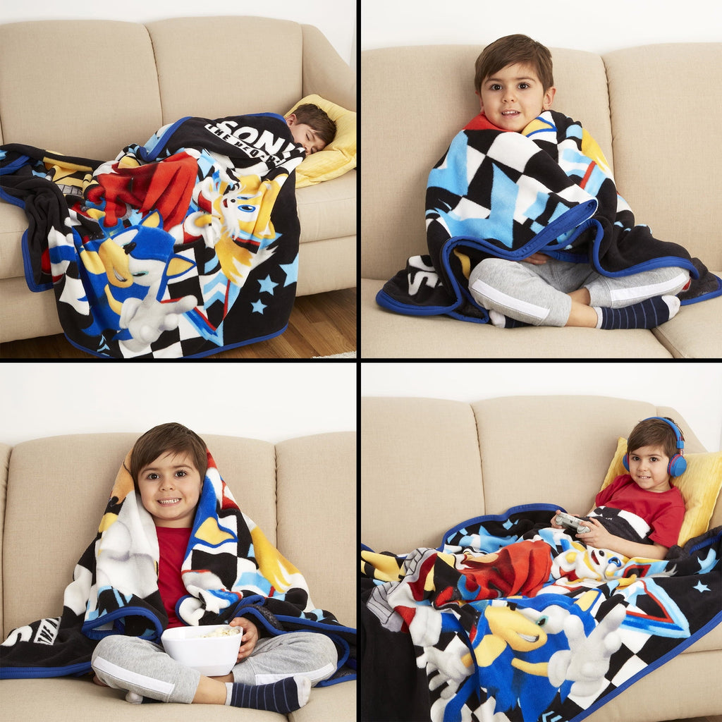 Reversible Sherpa Kids Black Print Fleece Throw Blanket, 46 x 60 - Luxury Knitted Decorative Throw Blanket with Fringes Detail