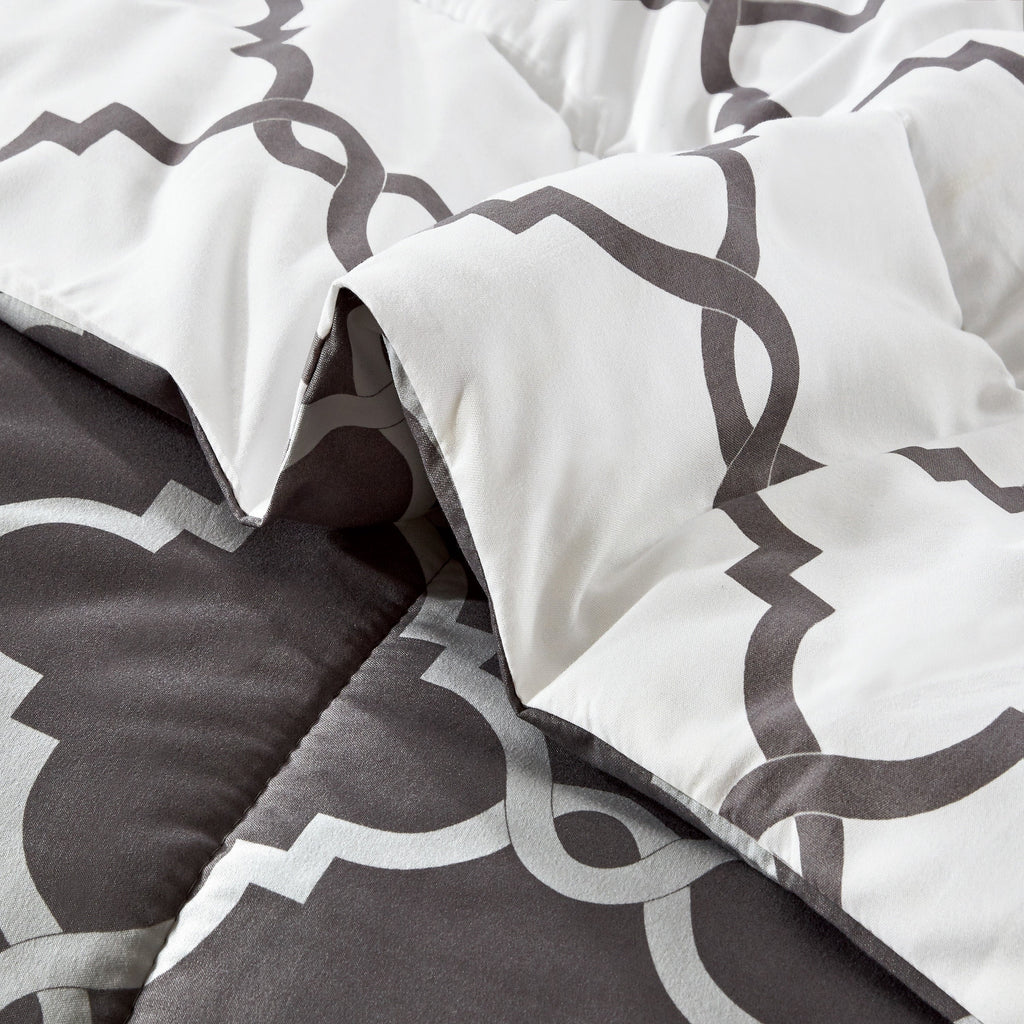 Luxurious Quilted 4 Piece Geometric Twin Comforter Set - Polyester Filling Reversible Washable Comforter Set - Cloud-Like Soft Lightweight Bed Comforter Detail