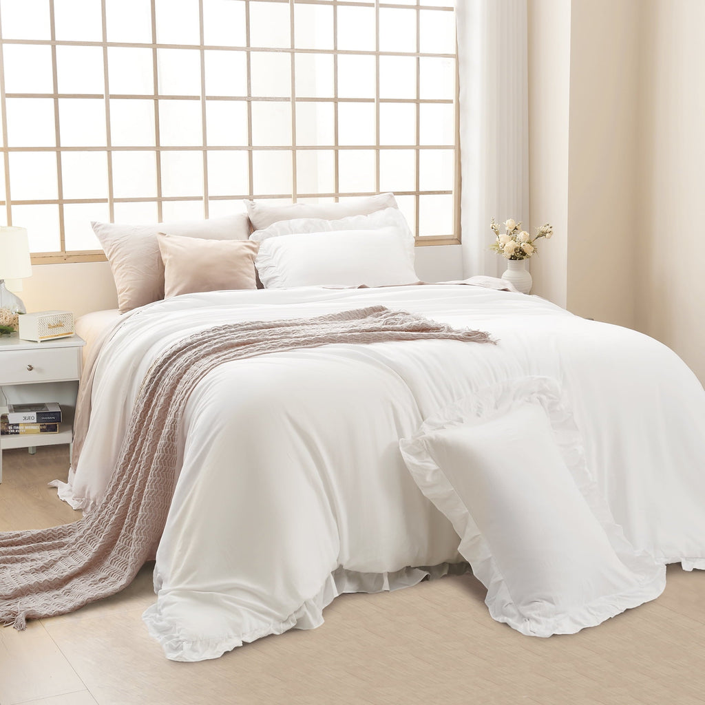Hypoallergenic Cloud Queen Comforter Set White, 3 Pieces Soft Fluffy Farmhouse Ruffle Bedding Comforter Sets for Queen Bed, All Season Lig... - Cloud-Like Soft Lightweight Bed Comforter Detail