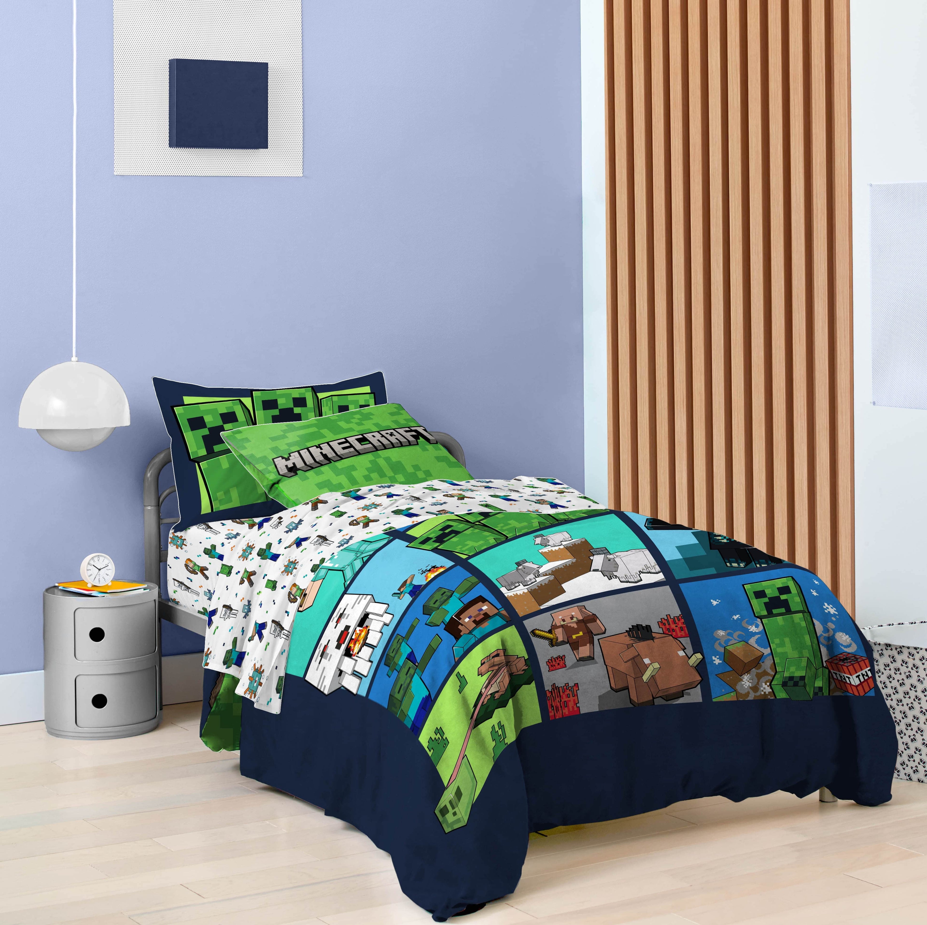 Heavyweight Warmth Kids 2 Piece Green Reversible Comforter and Pillowcase Bedding Set, Twin/Full - Luxurious Quilted Duvet Cover Set Detail