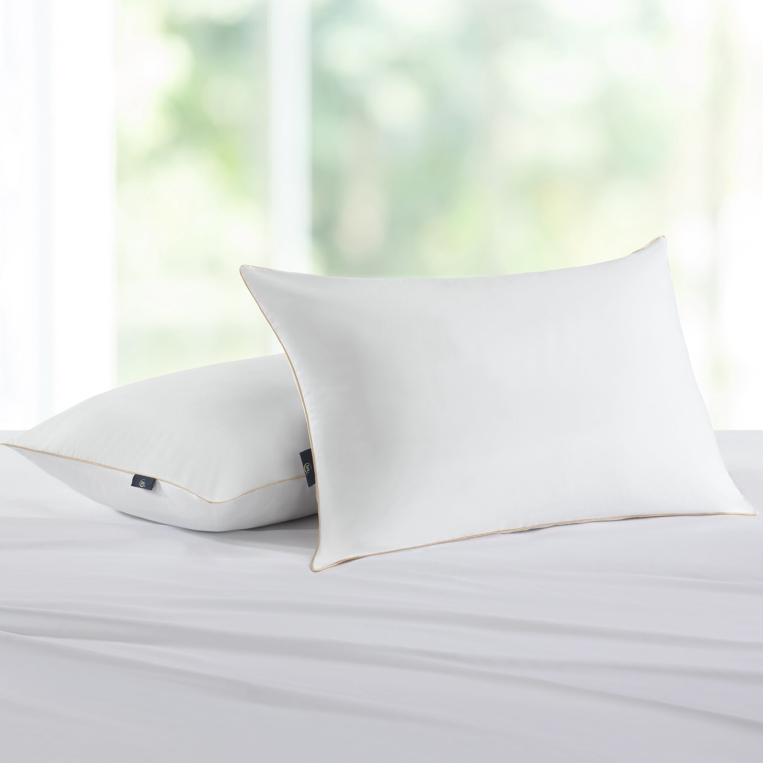 Fluffy Shredded pedic Bounce Back Standard/Queen Bed Pillow, Hypoallergenic Fill - Orthopedic Shredded Foam Bed Pillow Set Detail