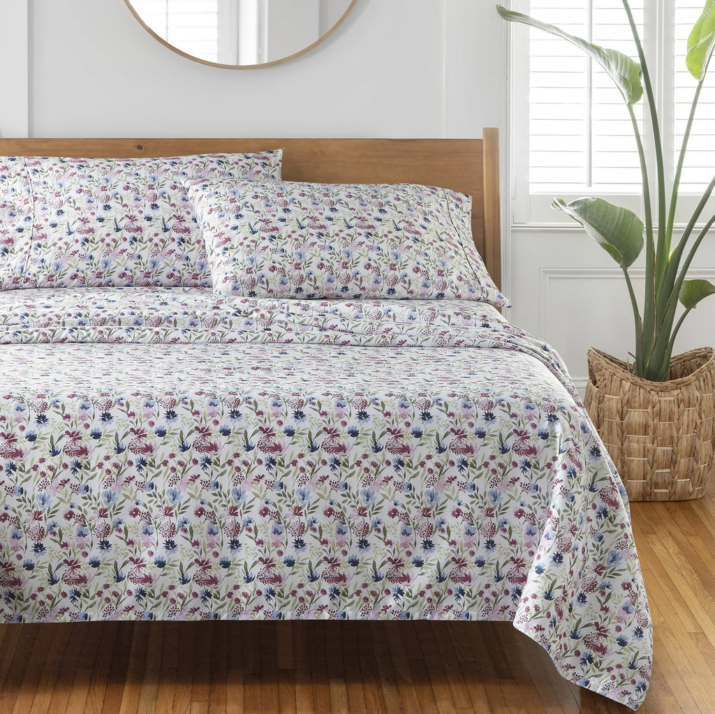 Premium Egyptian Cotton 4-Piece 300 Thread Count Bashful Blooms Cool Cotton Sateen Bed Sheet Set, Queen - Cooling Hotel Quality Bedding Sheets and Pillowcases Detail