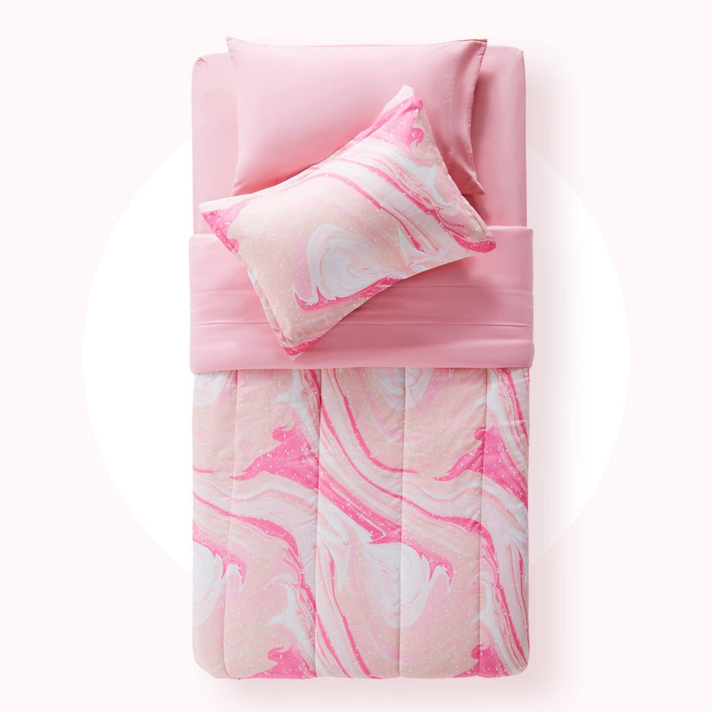 Luxurious Quilted Kids Twin Bedding Comforter Set - 5 Pieces Super Cute & Soft Bedding Sets & Collections with Comforter, Sheet, Pillow... - Cloud-Like Soft Lightweight Bed Comforter Detail