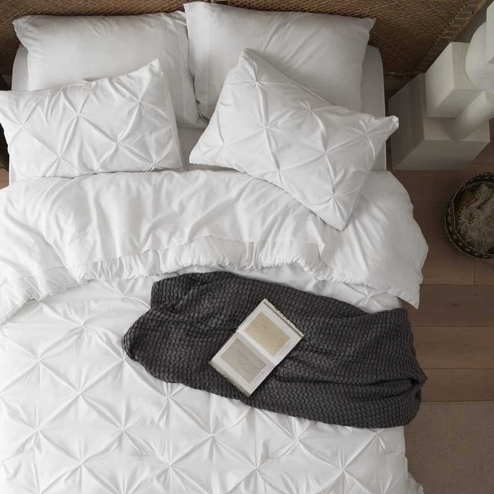 Luxurious Quilted White Queen Comforter Set- 7 Pieces Pintuck Bedding Set with Comforters, Sheets, Pillowcases & Shams - Luxurious Quilted Duvet Cover Set Detail