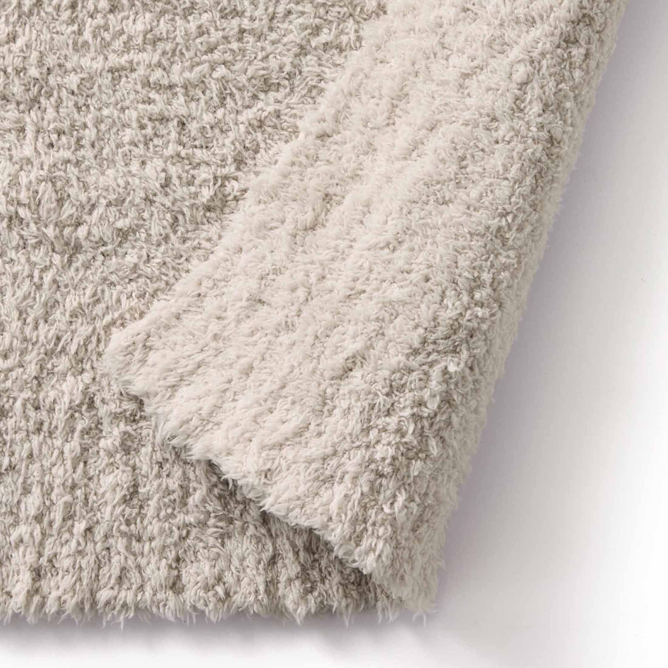Lightweight Warm Beige Cozy Knit Throw, 50" x 72" - Lightweight Plush Warm Blanket for All Seasons Detail