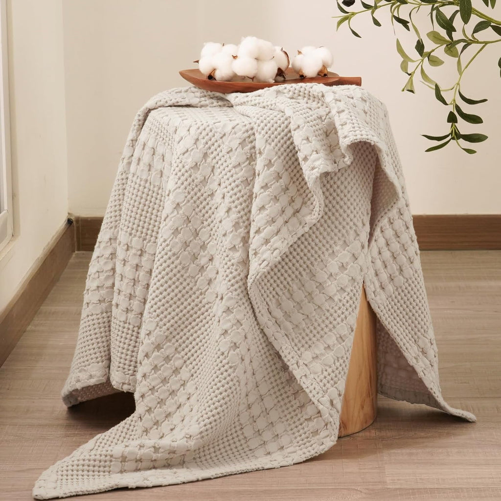 Cozy Fleece 100% Cotton Waffle Weave Blanket, Lightweight Throw Washed Blanket for Bed Sofa Home Decor, Oatmeal, 50"x60" - Lightweight Plush Warm Blanket for All Seasons Detail