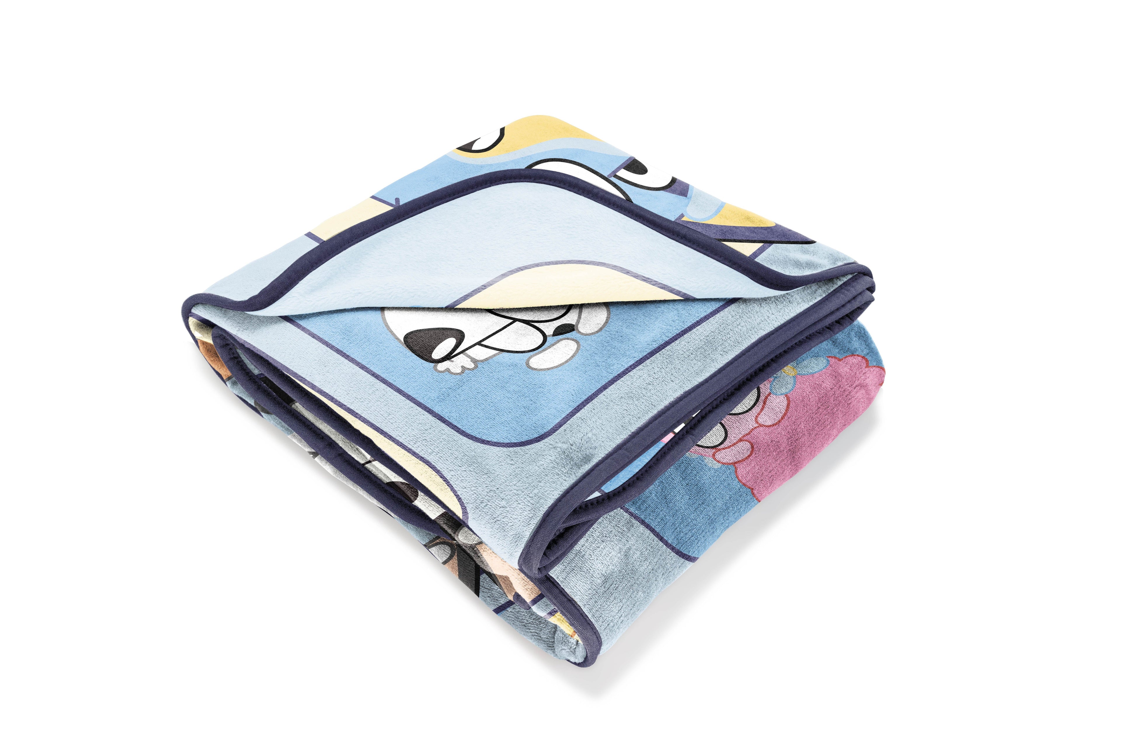 Cozy Fleece BBC & Friends 40x50 Throw Blanket - Cozy Fleece Throw Blanket for Couch & Bed Detail