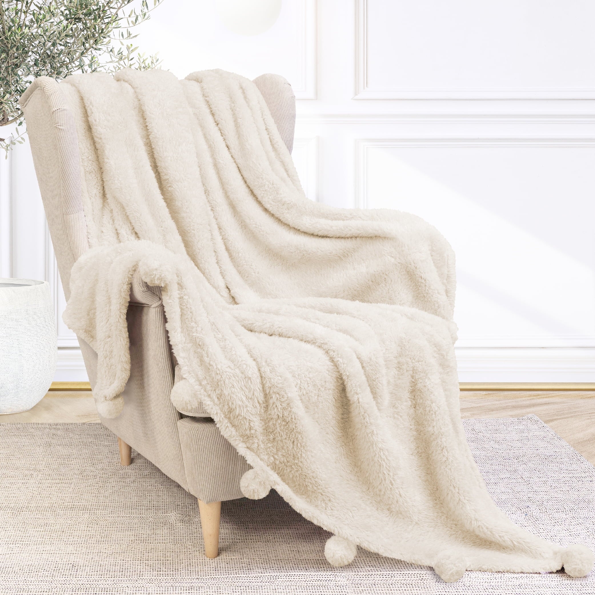 Lightweight Warm Ivory Cream Sherpa Throw Blanket with Soft Pom Pom Fringe, Plush Cozy Warm Blankets for Couch Bed Sofa, Fuzzy Fleece ... - Super Soft Reversible Sherpa Flannel Blanket Detail