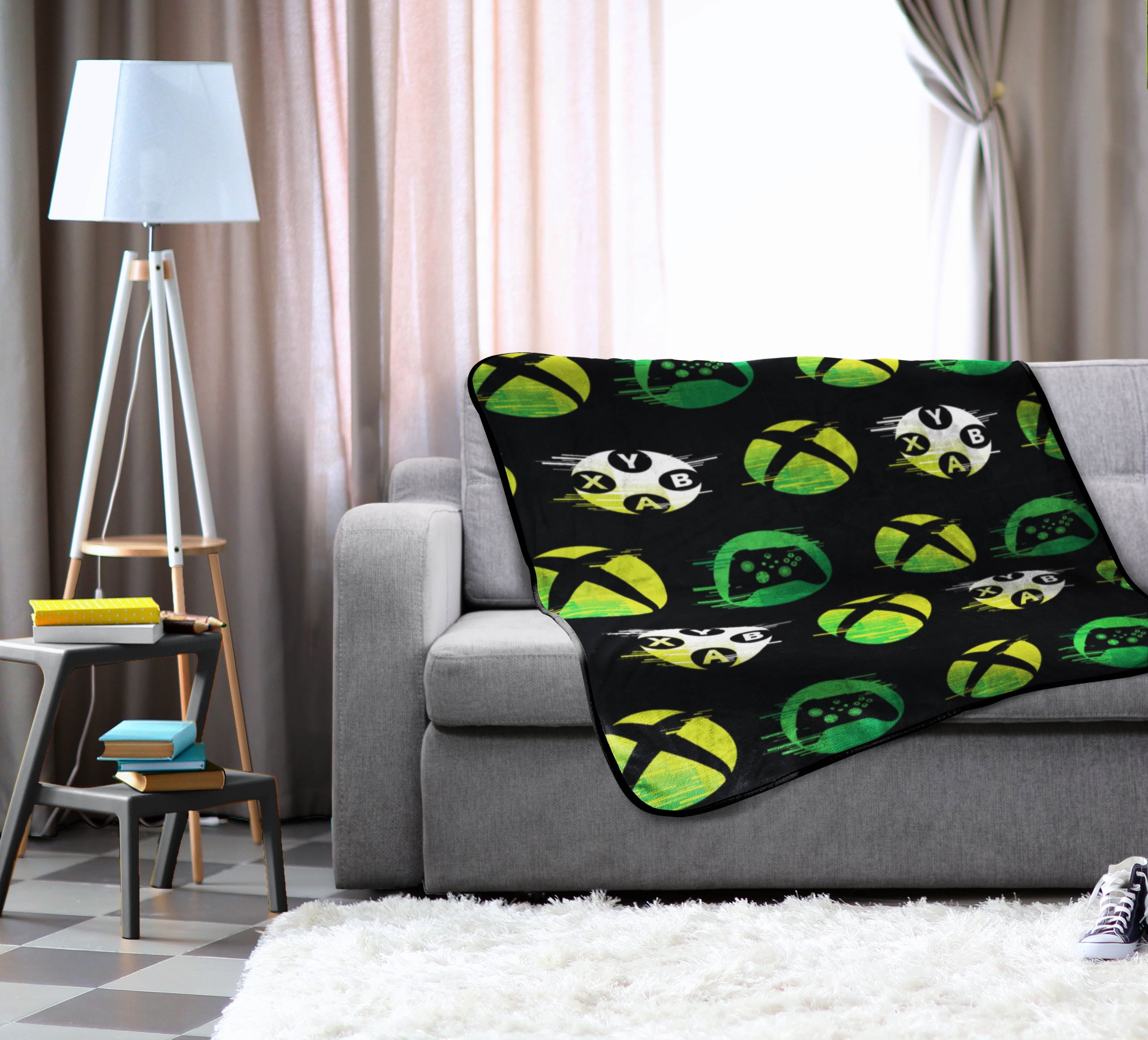 Decorative Knitted Head Glow In The Dark Kids Throw Blanket, 46 x 60, Microfiber, Black - Lightweight Plush Warm Blanket for All Seasons Detail