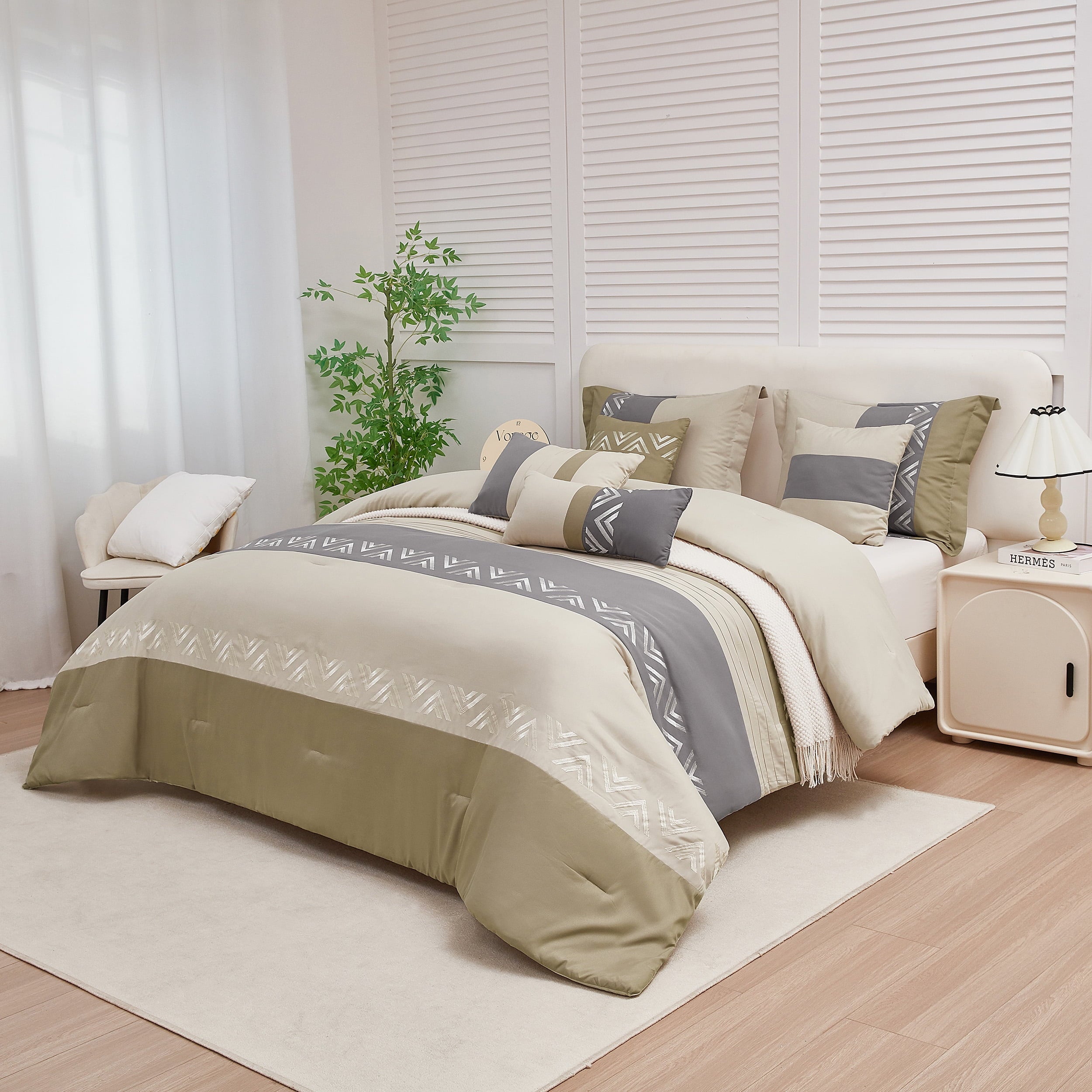 Luxurious Quilted 7 Piece Embroidery Design Bed-in-a-Bag, Taupe Queen Size Ultra Soft Comforter Set for Adults - Luxurious Quilted Duvet Cover Set Detail