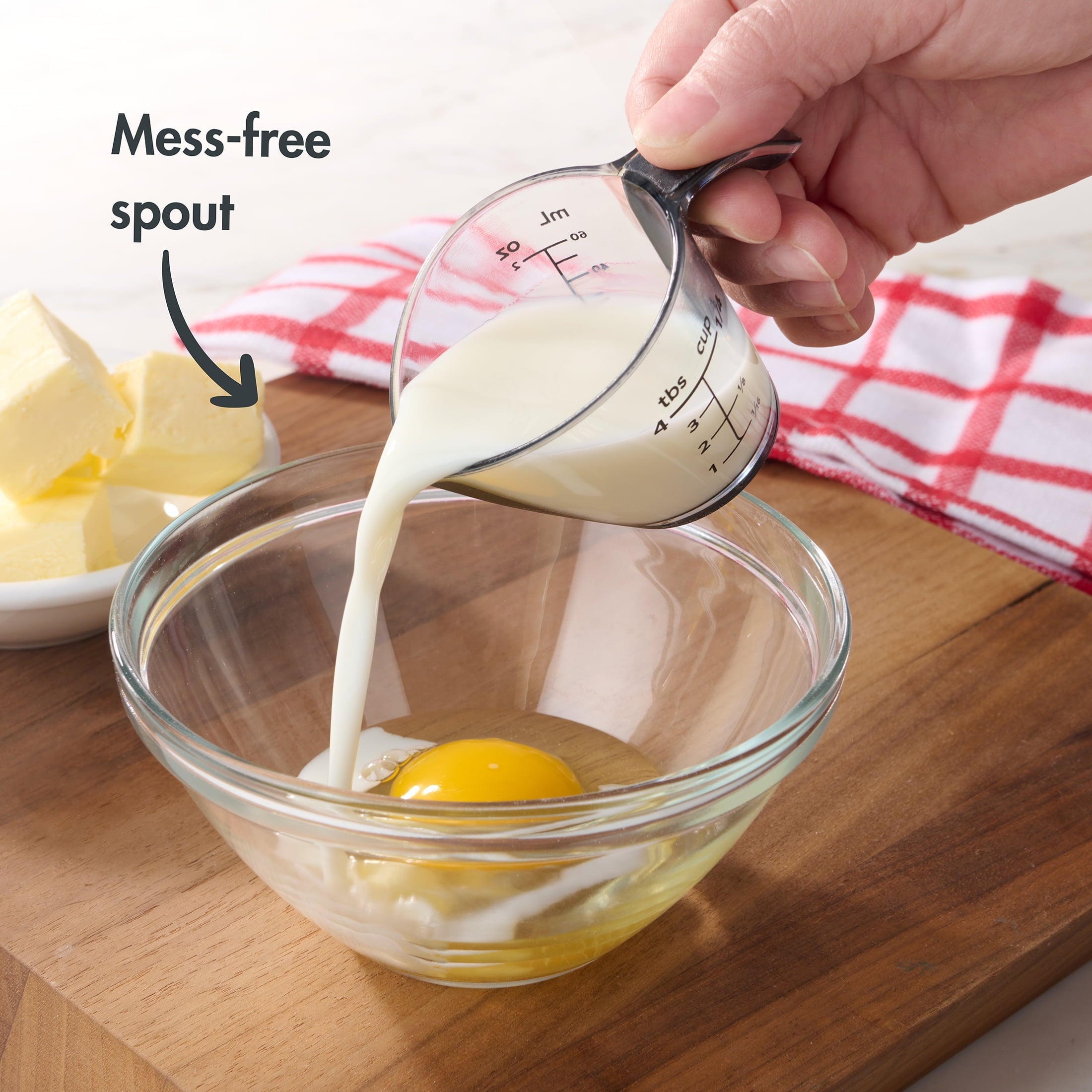 Ergonomic Manual 1/4C Plastic Mini Measuring Cup, Black/Transparent - Innovative Kitchen Helper for Modern Cooking Detail
