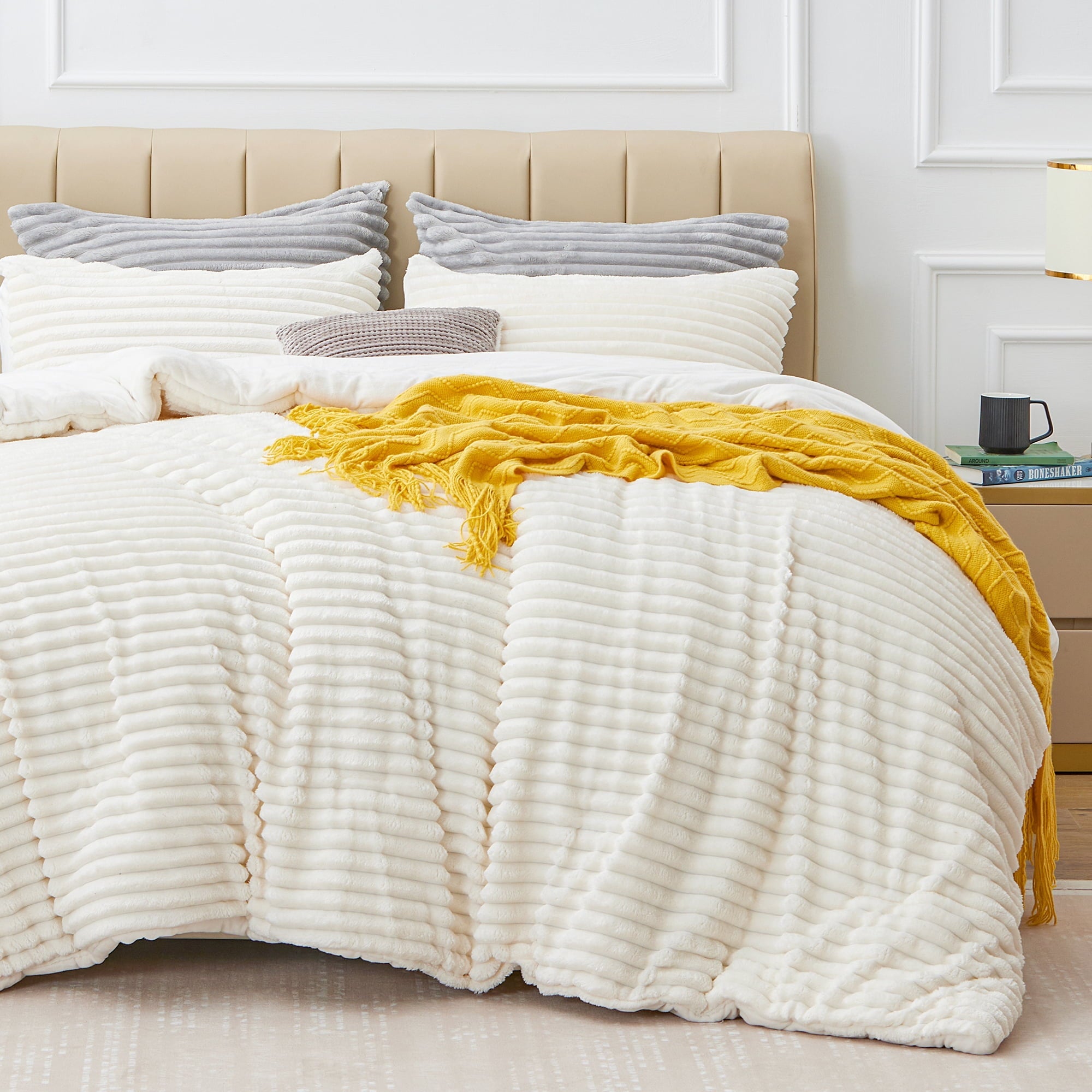 Heavyweight Warmth Fleece Queen Comforter Set -Super Soft & Warm Fluffy White Bedding, Luxury Fuzzy Heavy Bed Set for Winter with 2 Pill... - All-Season Down Alternative Comforter Insert Detail