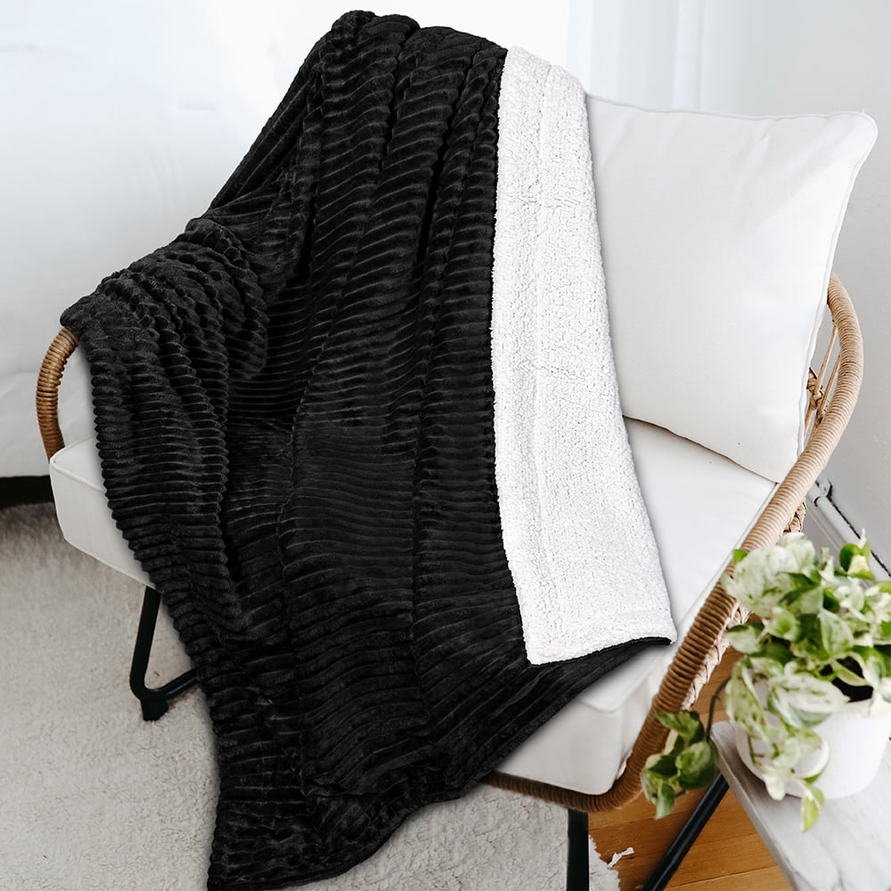 Cozy Fleece Reversible Sherpa Fleece Throw Blanket Black, Plush Flannel Throw, Ultra Soft Warm Ribbed Microfiber Blanket for Sofa... - Super Soft Reversible Sherpa Flannel Blanket Detail