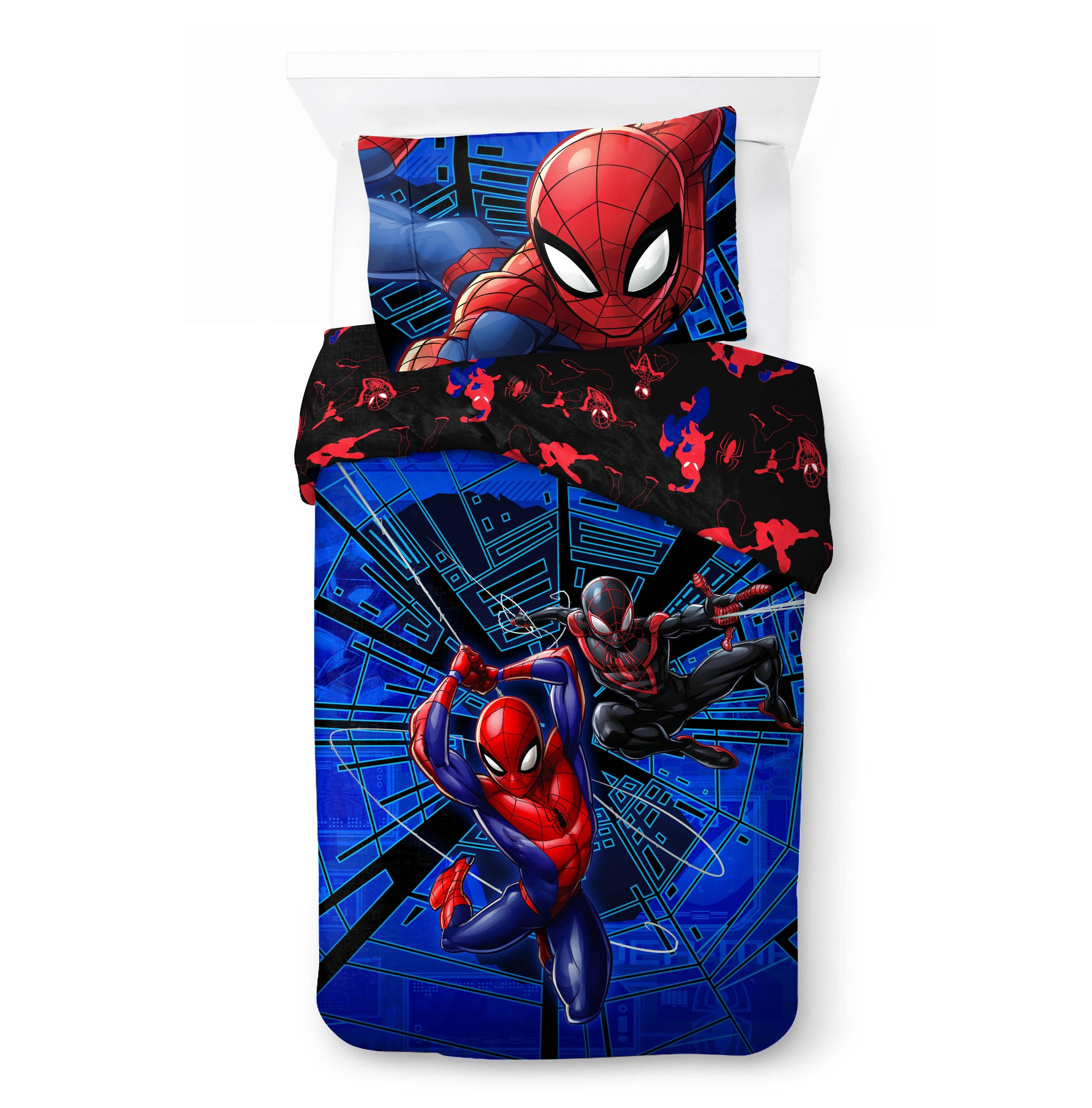 Heavyweight Warmth Spiderman Techno City Kids 2 Piece Blue Reversible Comforter and Pillowcase Set, Twin/Full - Cloud-Like Soft Lightweight Bed Comforter Detail