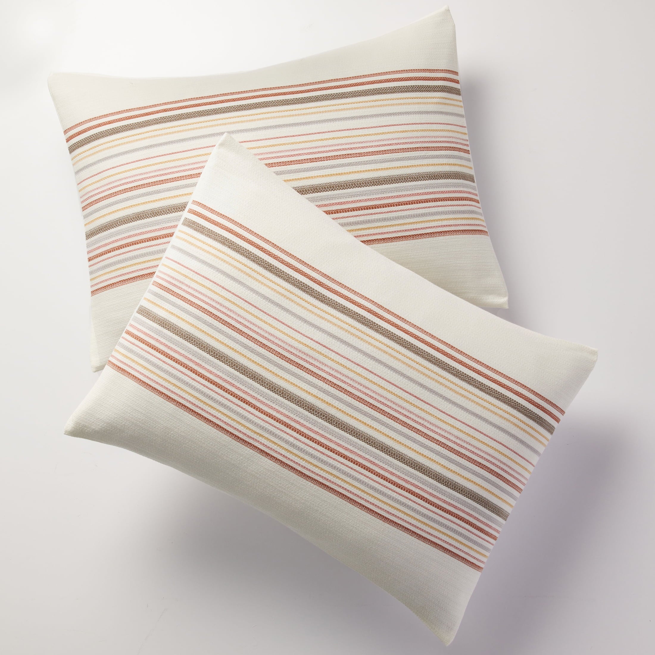 All-Season 3-Piece Red Yarn Dye Stripe Comforter Set, Full/Queen - Cloud-Like Soft Lightweight Bed Comforter Detail
