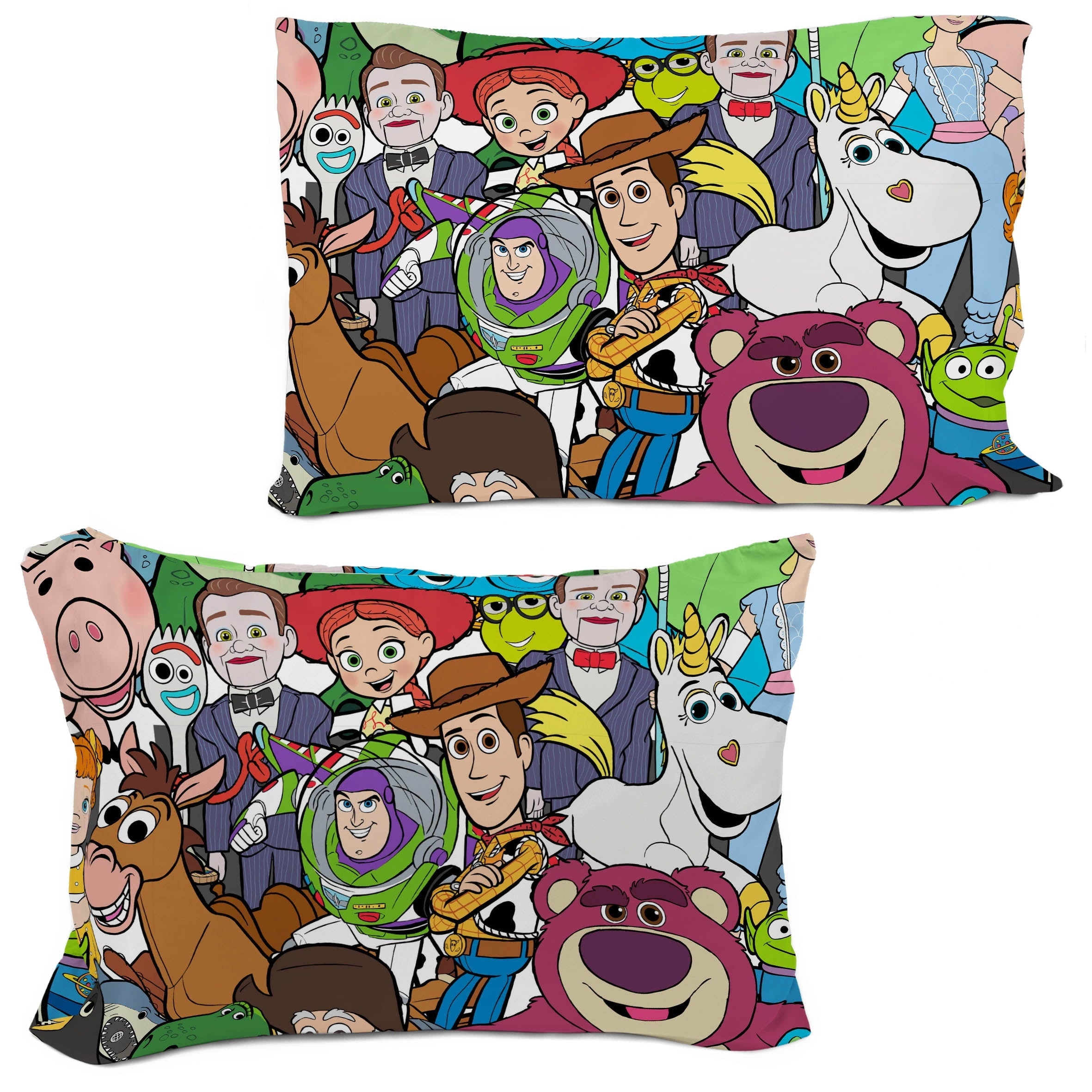 Fluffy Down Alternative You've Got a Friend Reversible Comforter and Pillowcase Set, Twin/Full, Kids Bedding - Hypoallergenic Ultra-Fluffy Quilt for Winter Detail