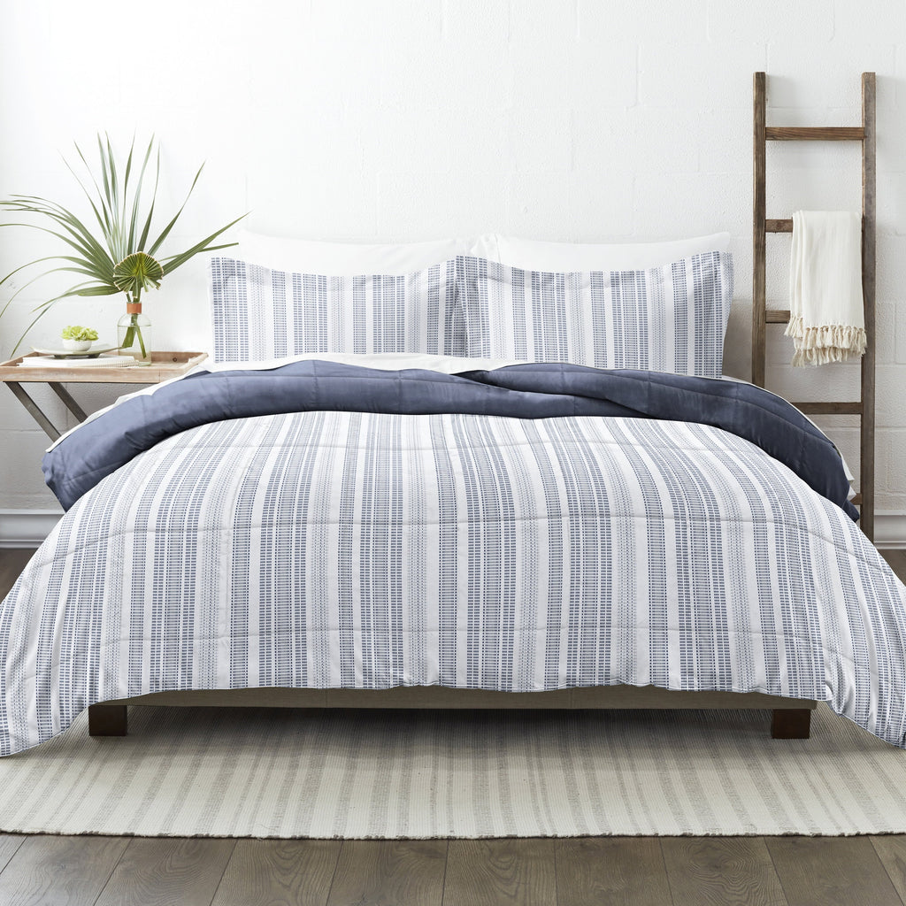 Luxurious Quilted 2-Piece Navy Farmhouse Dreams ReversiblePrint Comforter Set, Twin/TwinXL - Hypoallergenic Ultra-Fluffy Quilt for Winter Detail