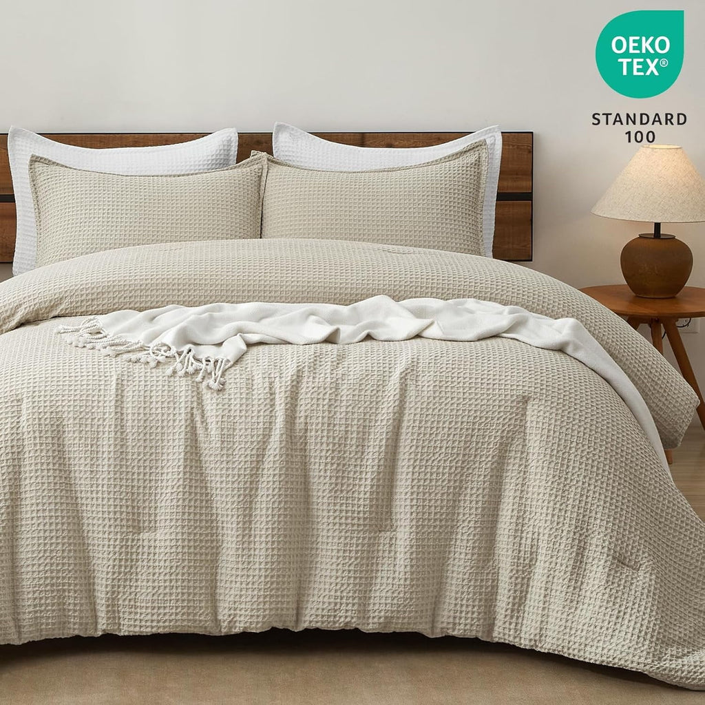 Heavyweight Warmth 3-Piece Waffle Weave Comforter Set Queen Size, Lightweight Comfy Bedding Set for All Season, Ultra Soft Textured 1 Co... - Luxurious Quilted Duvet Cover Set Detail