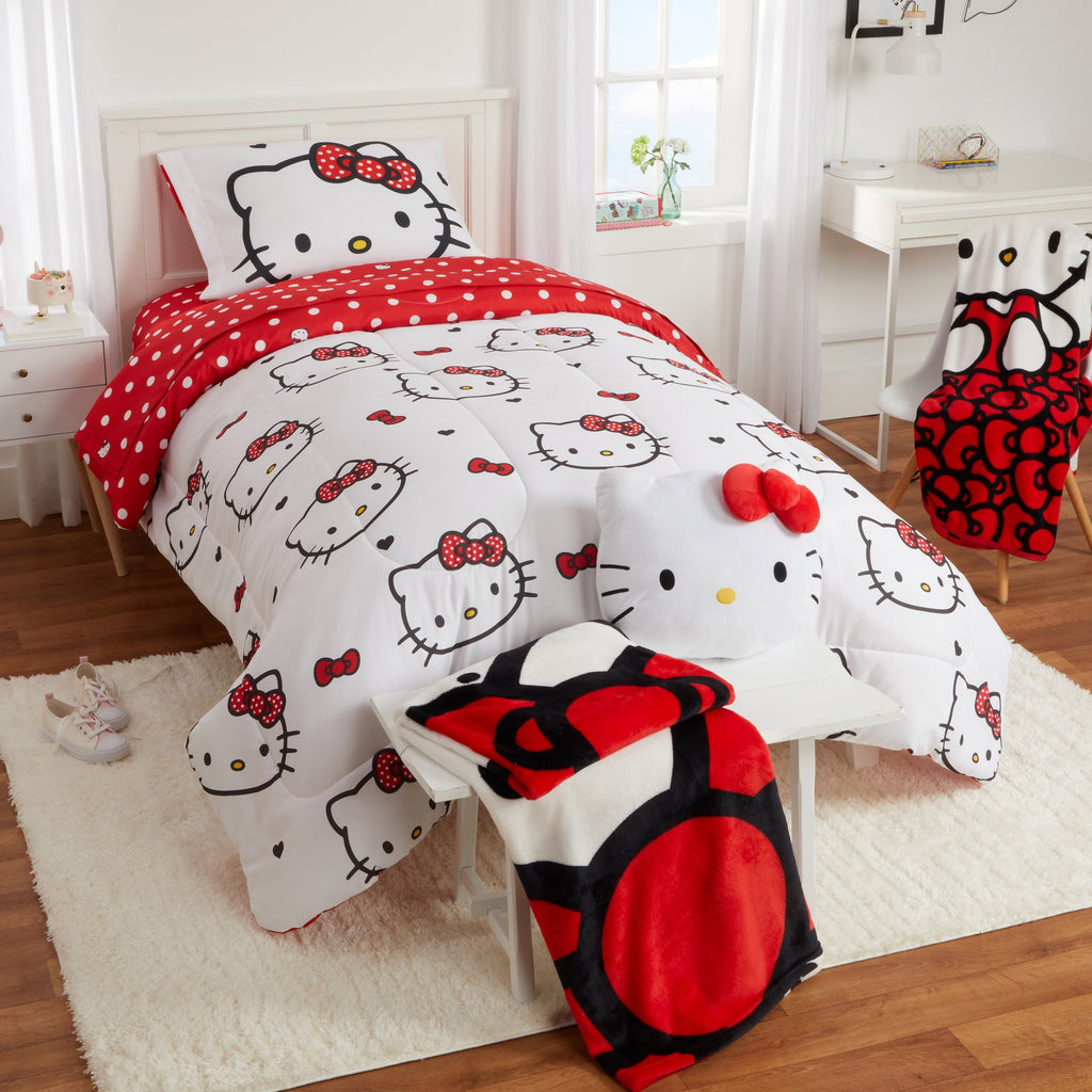Super Soft Flannel Kids Red White Print Fleece Throw Blanket, 46 x 60 - Lightweight Plush Warm Blanket for All Seasons Detail