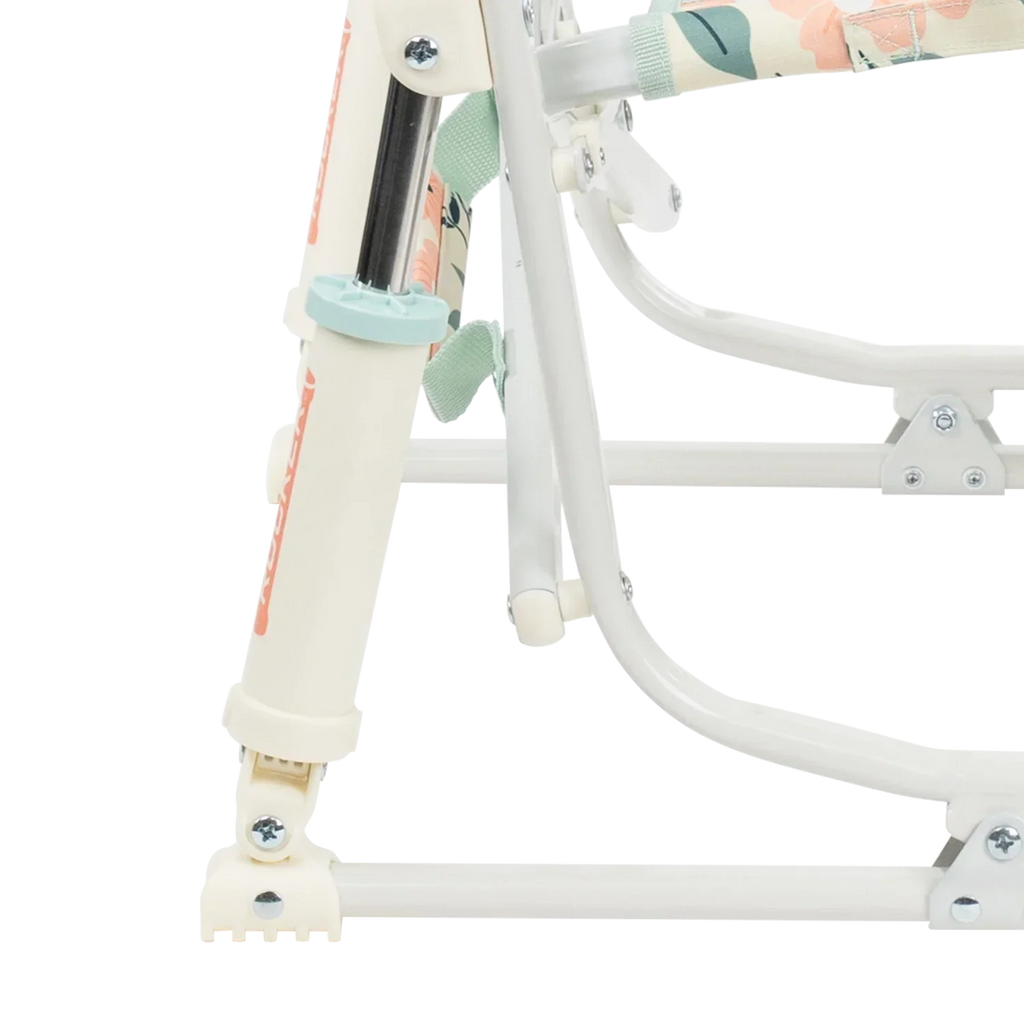 Patented Spring-Action Grab & Go Rocker - Choice 551 - Heavy-Duty Kickback Rocker with Beverage Holder Detail