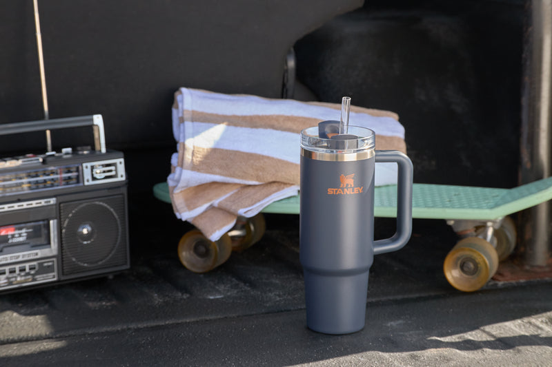Double-Wall Vacuum The Quencher H2.0 Flowstate Tumbler  | Stanley Create D332L - Premium Stainless Steel Straw Cup for All-Day Hydration Detail